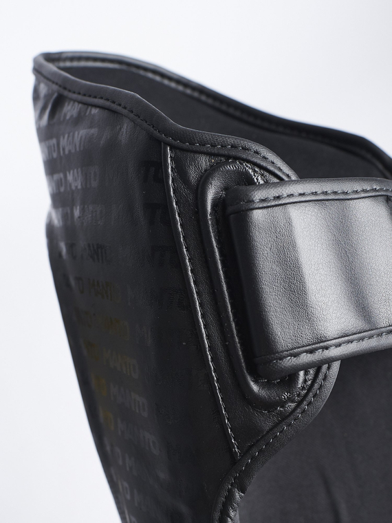 MANTO ochraniacze piszczeli PRIME czarne