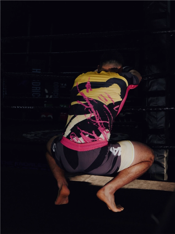 MANTO rashguard VORTEX